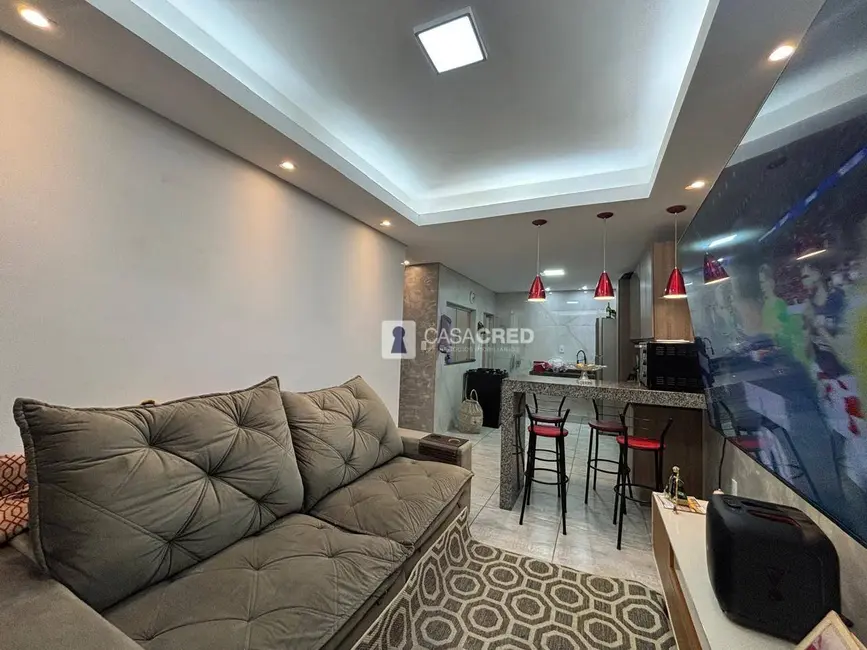 Casa com 2 quartos à venda, 140m2 em Imperial, Varginha - MG - imagem 5 Foto 5 de Casa com 2 quartos à venda, 140m2 em Imperial, Varginha - MG