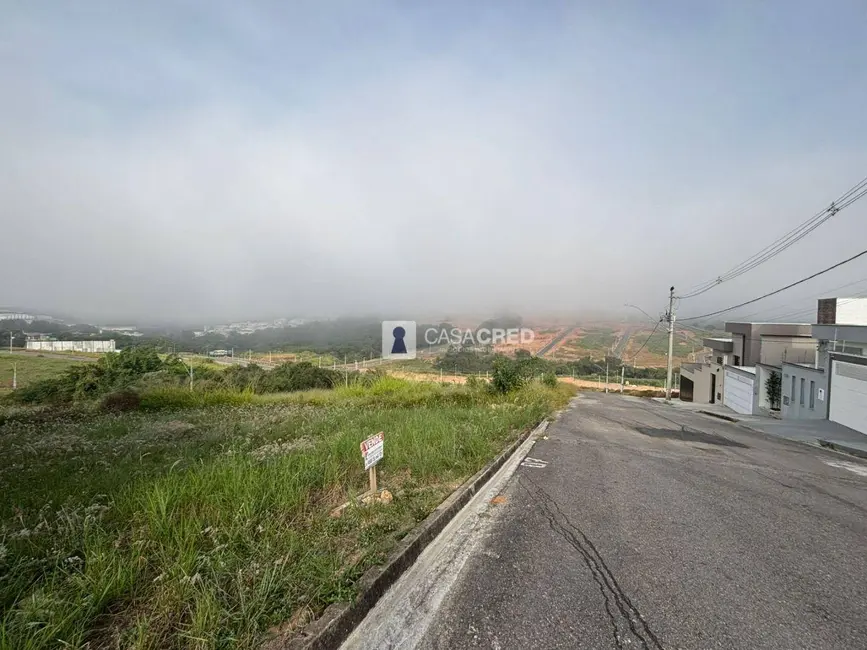 Terreno / Lote à venda, 350m2 em Vila Verde, Varginha - MG - imagem 4 Foto 4 de Terreno / Lote à venda, 350m2 em Vila Verde, Varginha - MG