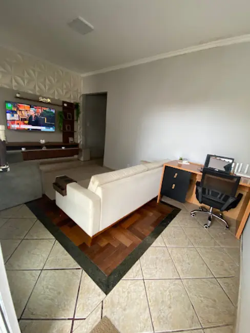 Foto 1 de Casa com 2 quartos à venda, 130m2 em Varginha - MG