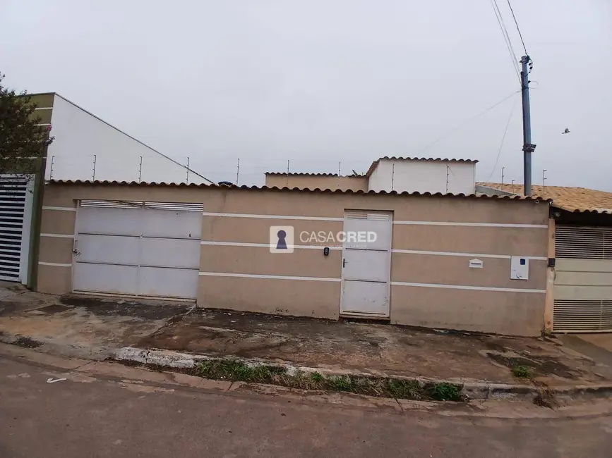 Casa com 3 quartos à venda, 240m2 em Residencial Júlio Alves, Alfenas - MG - imagem 1 Foto 1 de Casa com 3 quartos à venda, 240m2 em Residencial Júlio Alves, Alfenas - MG