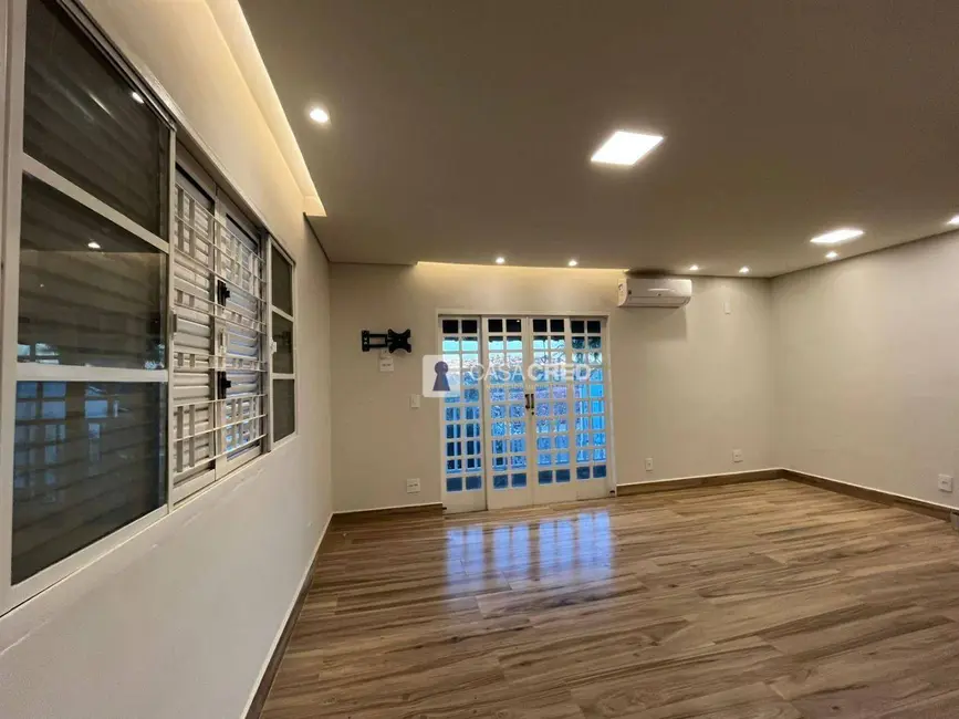 Foto 4 de Casa com 5 quartos à venda, 330m2 em Varginha - MG