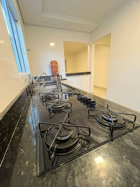 Foto 6 de Casa com 5 quartos à venda, 330m2 em Varginha - MG