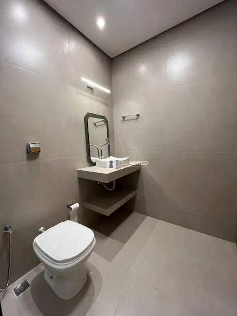 Foto 9 de Casa com 5 quartos à venda, 330m2 em Varginha - MG
