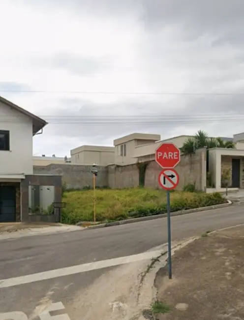 Foto 3 de Terreno / Lote à venda, 220m2 em Varginha - MG