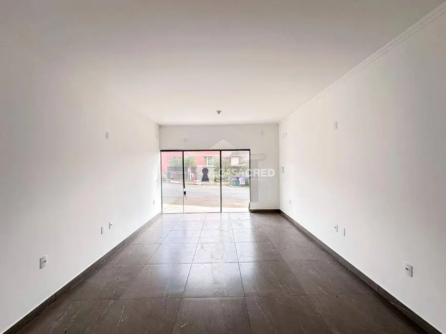 Foto 4 de Loja para alugar, 45m2 em Alfenas - MG