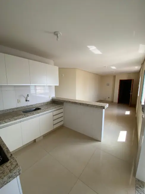 Foto 3 de Apartamento com 2 quartos à venda em Centro, Alfenas - MG