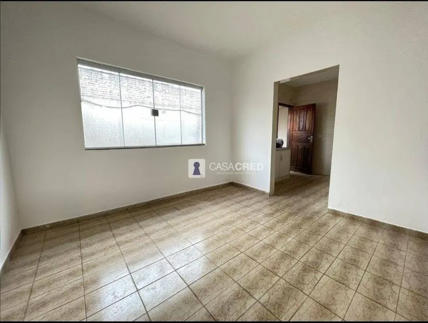 Foto 3 de Casa com 3 quartos à venda, 200m2 em Sindicato Rural, Alfenas - MG