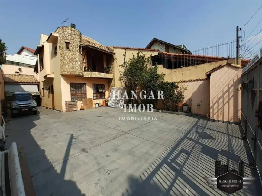 Casa com 3 quartos à venda, 300m2 em Cidade Patriarca, São Paulo - SP - imagem 3 Foto 3 de Casa com 3 quartos à venda, 300m2 em Cidade Patriarca, São Paulo - SP