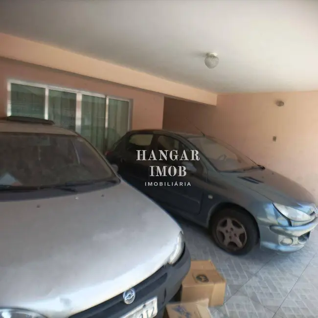 Casa com 3 quartos à venda, 180m2 em Jardim Santo Antônio, São Paulo - SP - imagem 3 Foto 3 de Casa com 3 quartos à venda, 180m2 em Jardim Santo Antônio, São Paulo - SP