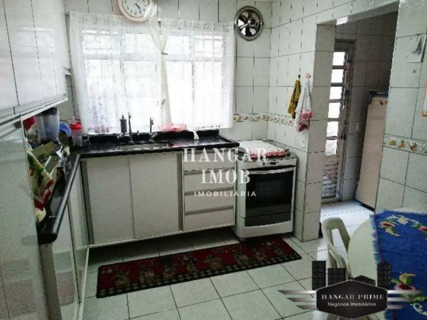 Casa com 3 quartos à venda, 180m2 em Jardim Santo Antônio, São Paulo - SP - imagem 9 Foto 9 de Casa com 3 quartos à venda, 180m2 em Jardim Santo Antônio, São Paulo - SP