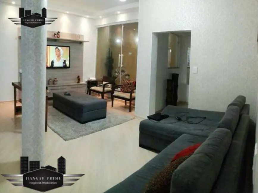 Casa com 5 quartos à venda, 220m2 em Vila Califórnia, São Paulo - SP - imagem 4 Foto 4 de Casa com 5 quartos à venda, 220m2 em Vila Califórnia, São Paulo - SP