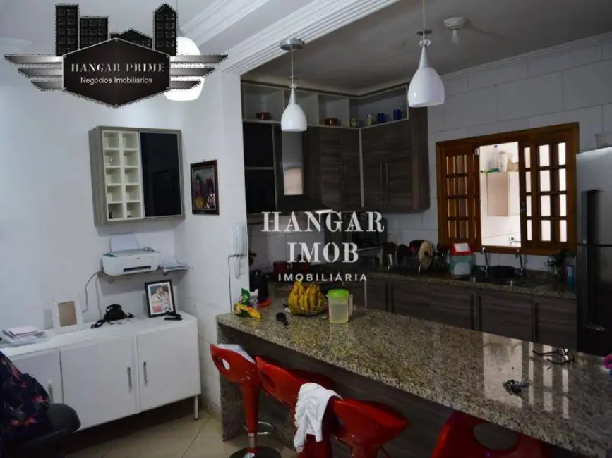 Foto 8 de Casa com 3 quartos à venda, 280m2 em Vila Carmosina, São Paulo - SP