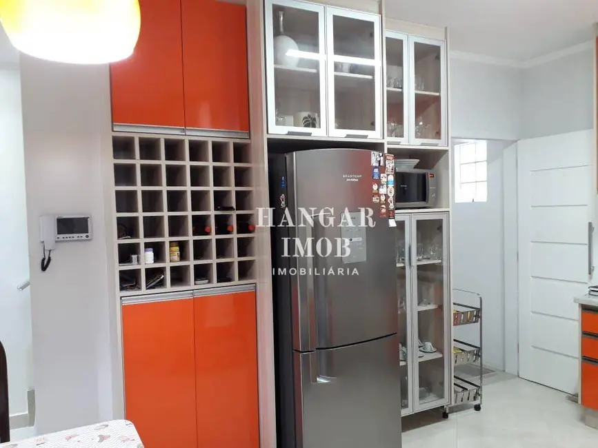 Casa com 3 quartos à venda, 220m2 em Cidade Mãe do Céu, São Paulo - SP - imagem 8 Foto 8 de Casa com 3 quartos à venda, 220m2 em Cidade Mãe do Céu, São Paulo - SP