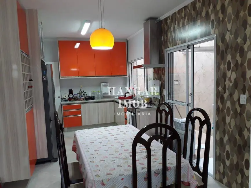 Casa com 3 quartos à venda, 220m2 em Cidade Mãe do Céu, São Paulo - SP - imagem 9 Foto 9 de Casa com 3 quartos à venda, 220m2 em Cidade Mãe do Céu, São Paulo - SP