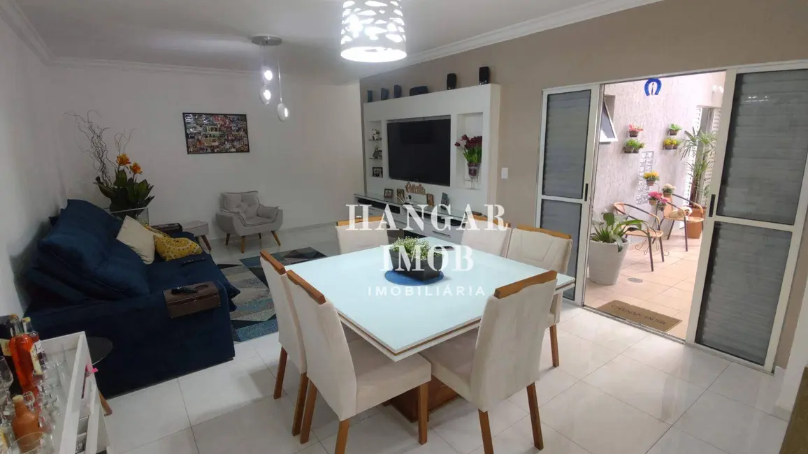 Foto 4 de Casa com 3 quartos à venda, 211m2 em Jardim Fernandes, São Paulo - SP