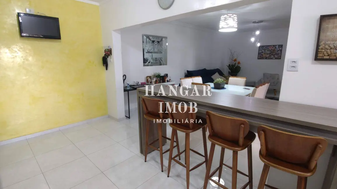 Foto 8 de Casa com 3 quartos à venda, 211m2 em Jardim Fernandes, São Paulo - SP