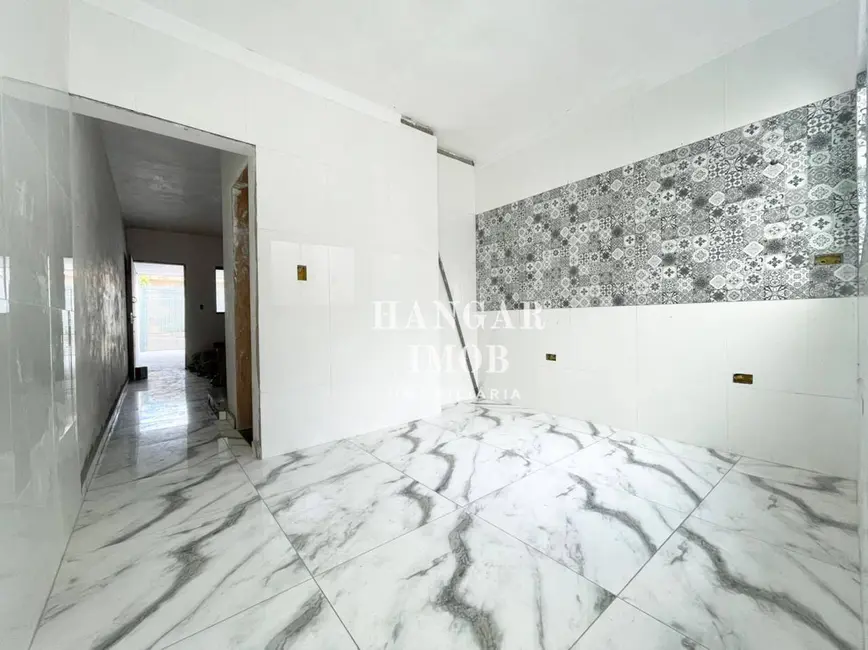 Casa com 3 quartos à venda, 100m2 em Vila Carmosina, São Paulo - SP - imagem 3 Foto 3 de Casa com 3 quartos à venda, 100m2 em Vila Carmosina, São Paulo - SP