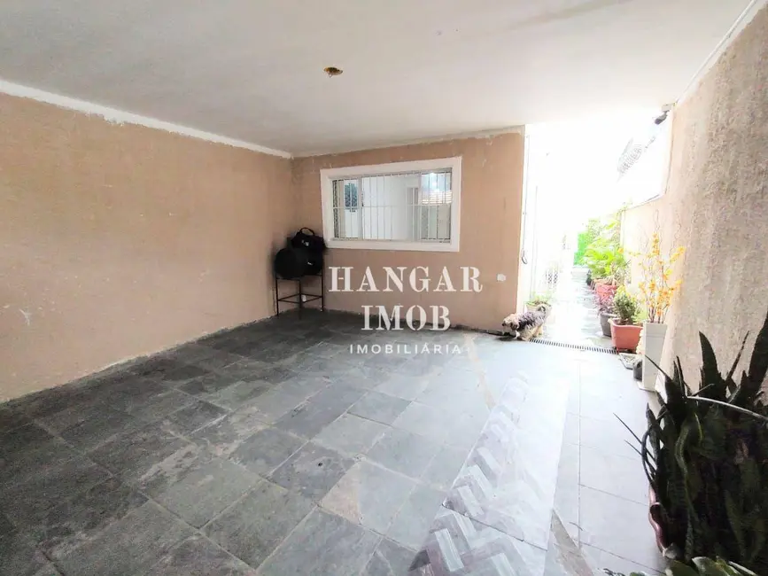 Casa com 3 quartos à venda, 150m2 em Vila Nhocune, São Paulo - SP - imagem 3 Foto 3 de Casa com 3 quartos à venda, 150m2 em Vila Nhocune, São Paulo - SP