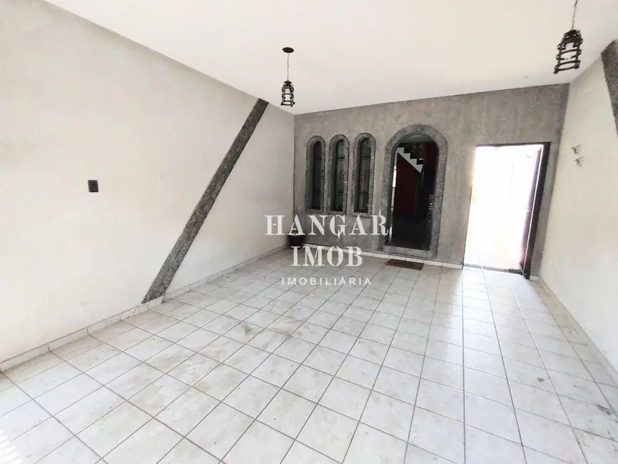 Casa com 4 quartos à venda, 168m2 em Jardim Triana, São Paulo - SP - imagem 5 Foto 5 de Casa com 4 quartos à venda, 168m2 em Jardim Triana, São Paulo - SP