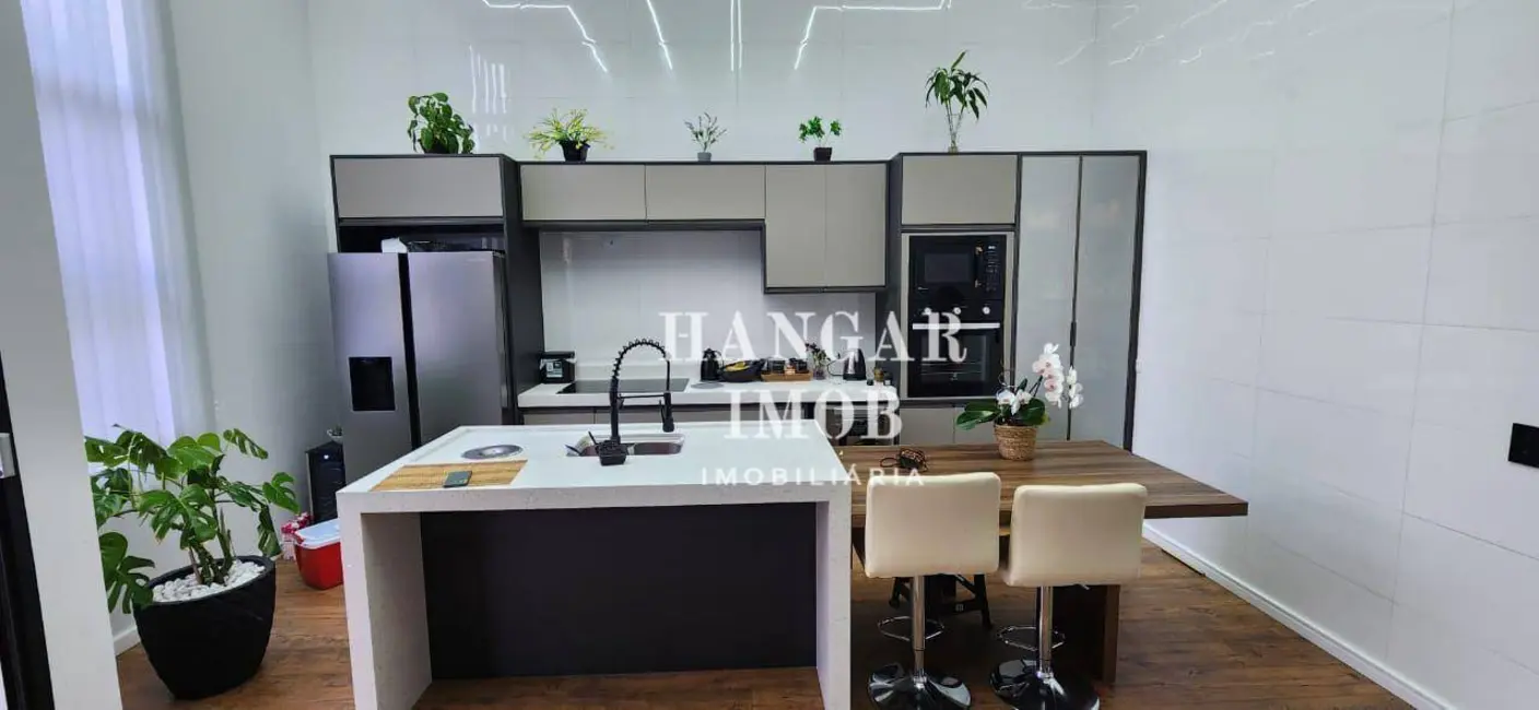 Casa de Condomínio com 3 quartos à venda, 154m2 em Horto Florestal, Sorocaba - SP - imagem 6 Foto 6 de Casa de Condomínio com 3 quartos à venda, 154m2 em Horto Florestal, Sorocaba - SP