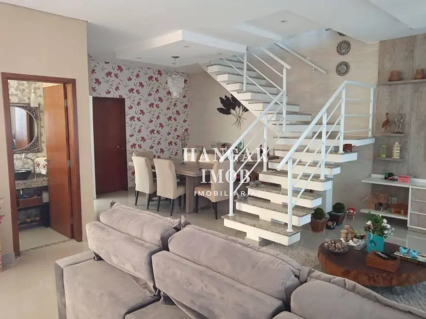 Casa de Condomínio com 4 quartos à venda, 345m2 em Vila Jardini, Sorocaba - SP - imagem 4 Foto 4 de Casa de Condomínio com 4 quartos à venda, 345m2 em Vila Jardini, Sorocaba - SP