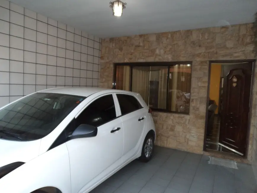 Foto 3 de Casa com 4 quartos à venda, 224m2 em Vila Canero, São Paulo - SP