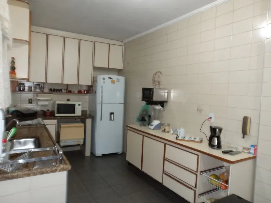 Foto 7 de Casa com 4 quartos à venda, 224m2 em Vila Canero, São Paulo - SP