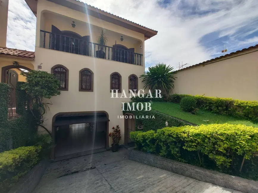 Foto 6 de Casa com 3 quartos à venda, 300m2 em Vila Santana, São Paulo - SP