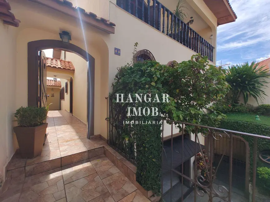 Foto 8 de Casa com 3 quartos à venda, 300m2 em Vila Santana, São Paulo - SP