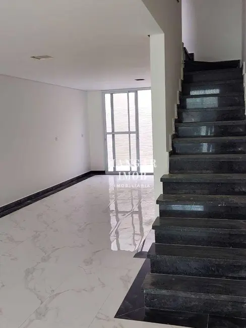 Casa com 3 quartos à venda, 130m2 em Penha de França, São Paulo - SP - imagem 8 Foto 8 de Casa com 3 quartos à venda, 130m2 em Penha de França, São Paulo - SP