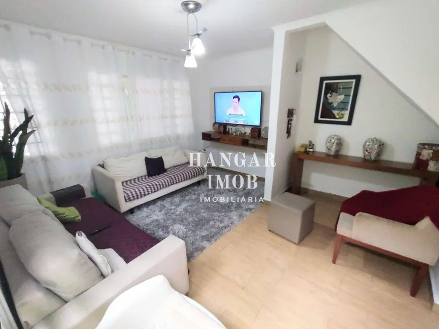 Foto 9 de Casa com 3 quartos à venda, 175m2 em Vila Salete, São Paulo - SP