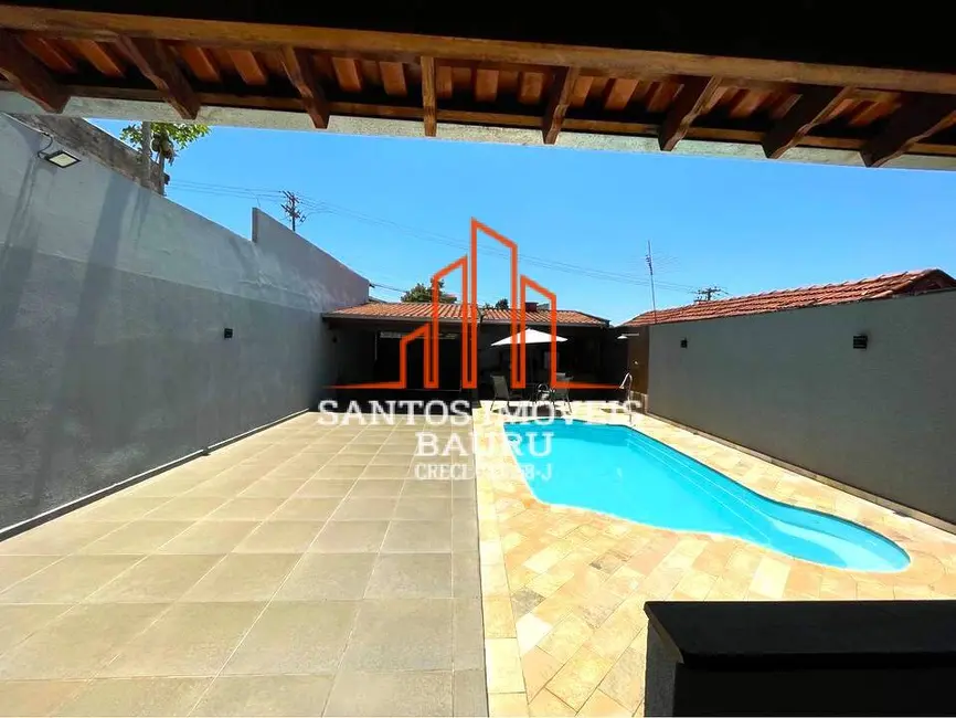 Foto 1 de Casa com 3 quartos à venda, 300m2 em Vila Camargo, Bauru - SP