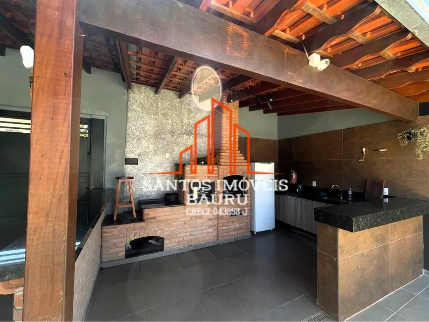 Foto 3 de Casa com 3 quartos à venda, 300m2 em Vila Camargo, Bauru - SP