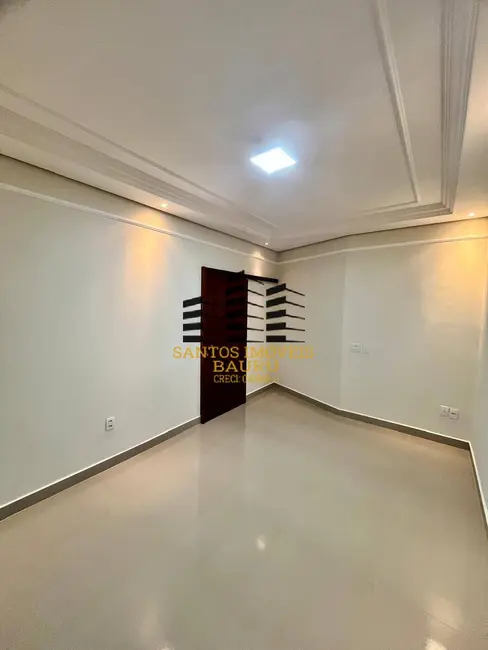 Foto 5 de Casa com 4 quartos à venda, 200m2 em Bauru - SP