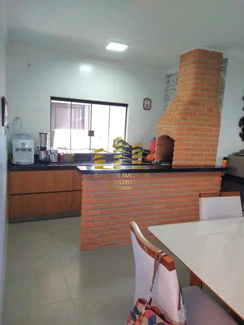 Foto 3 de Casa com 3 quartos à venda, 264m2 em Parque São Geraldo, Bauru - SP