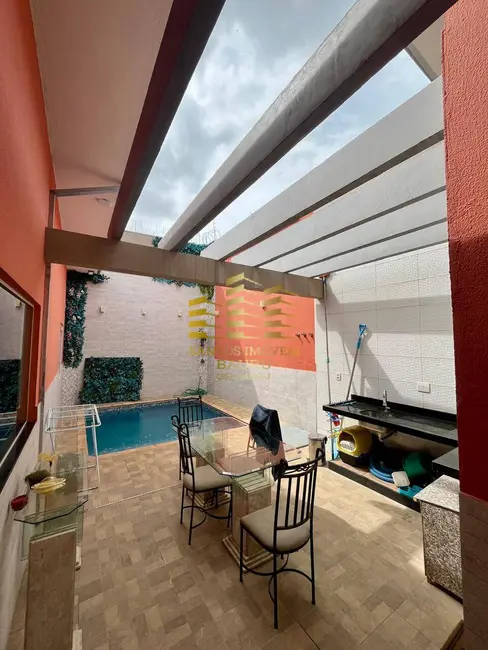 Foto 3 de Casa com 3 quartos à venda, 162m2 em Vila Souto, Bauru - SP