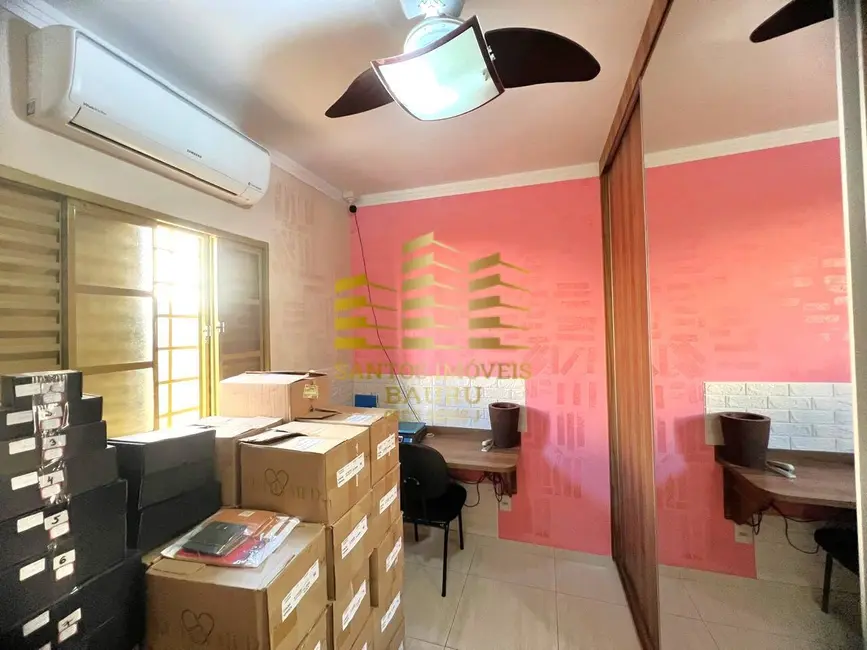 Foto 3 de Sobrado com 5 quartos à venda em Conjunto Habitacional Presidente Eurico Gaspar Dutra, Bauru - SP