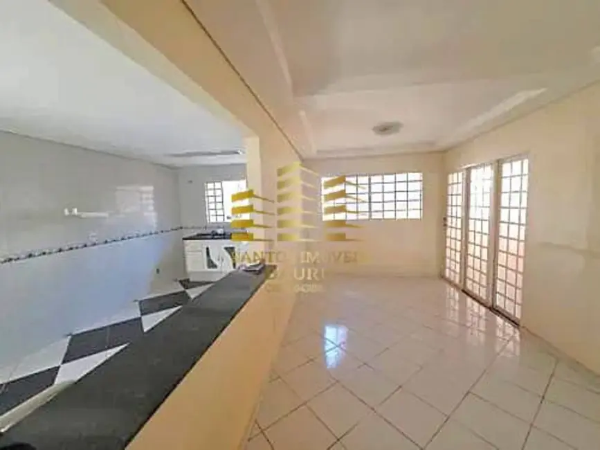 Foto 1 de Casa com 2 quartos à venda, 200m2 em Núcleo Habitacional Nobuji Nagasawa, Bauru - SP