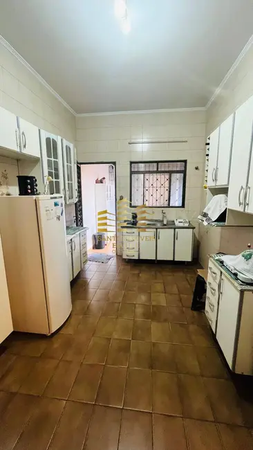 Foto 9 de Casa com 3 quartos à venda, 170m2 em Vila Falcão, Bauru - SP