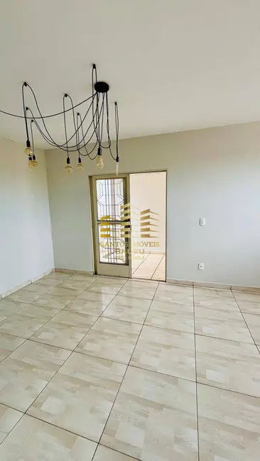 Foto 4 de Casa com 3 quartos à venda, 112m2 em Vila Santa Luzia, Bauru - SP