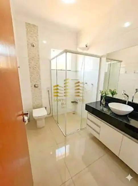 Foto 9 de Casa com 4 quartos à venda, 193m2 em Jardim Rosas do Sul, Bauru - SP