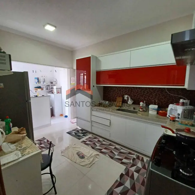 Foto 9 de Casa com 2 quartos à venda, 150m2 em Jardim Vânia Maria, Bauru - SP