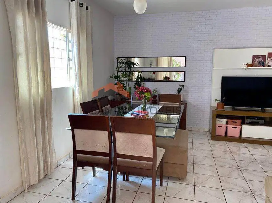Foto 2 de Casa com 3 quartos à venda, 287m2 em Vila São Paulo, Bauru - SP