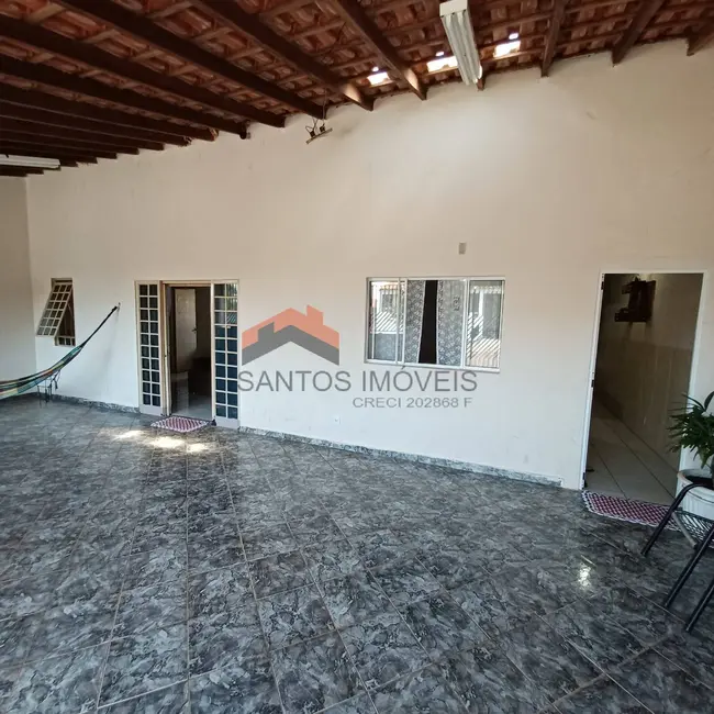 Foto 2 de Casa com 2 quartos à venda, 200m2 em Bauru - SP