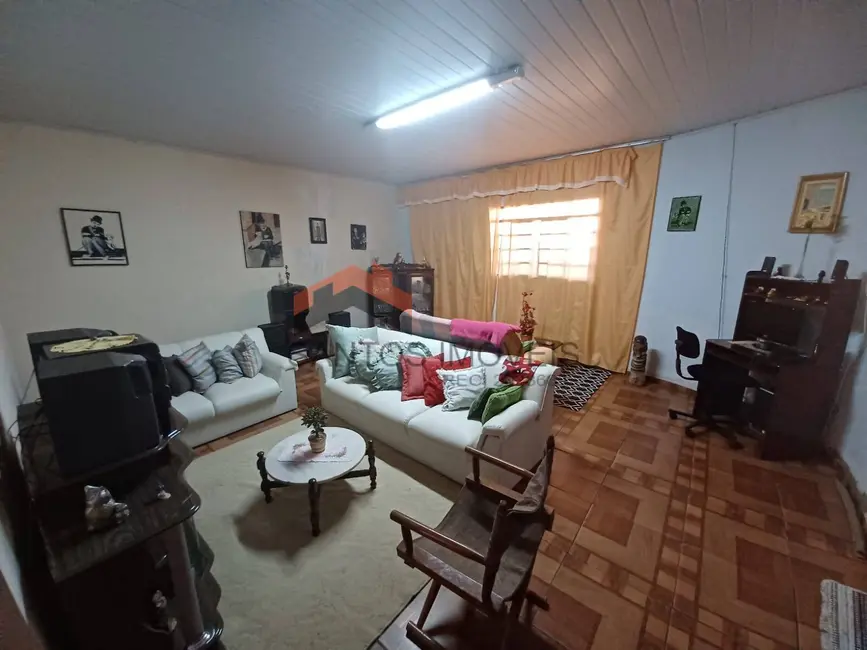 Foto 1 de Casa com 4 quartos à venda, 200m2 em Núcleo Habitacional Mary Dota, Bauru - SP