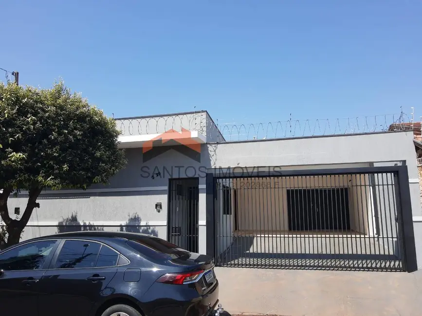 Foto 1 de Casa com 4 quartos à venda, 360m2 em Vila Industrial, Bauru - SP