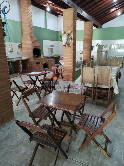 Foto 1 de Chácara com 3 quartos à venda, 360m2 em Pongai - SP