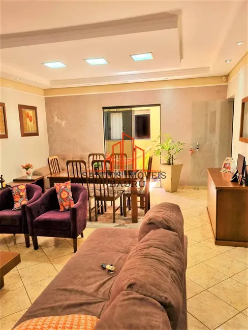 Foto 9 de Casa com 3 quartos à venda, 242m2 em Vila Independência, Bauru - SP