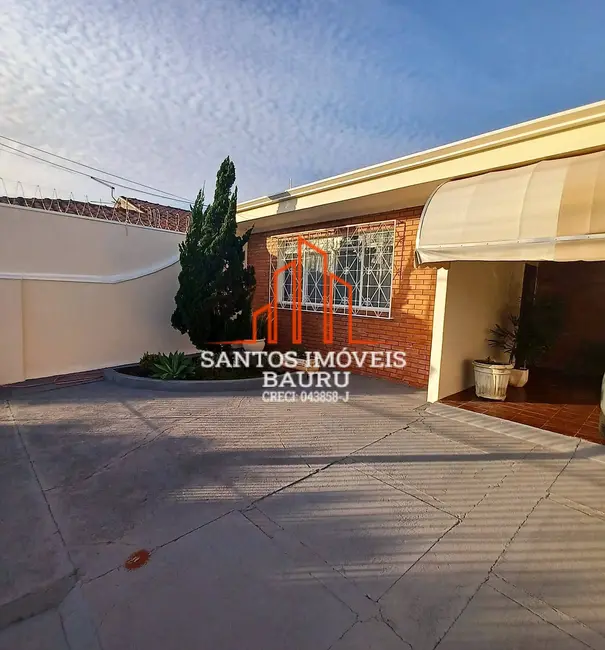Foto 1 de Casa à venda, 300m2 em Vila Carolina, Bauru - SP