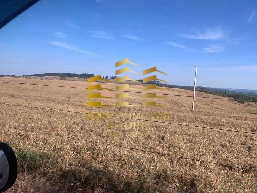 Fazenda / Haras com 6 quartos à venda, 250m2 em Área Rural de Bauru, Bauru - SP - imagem 4 Foto 4 de Fazenda / Haras com 6 quartos à venda, 250m2 em Área Rural de Bauru, Bauru - SP